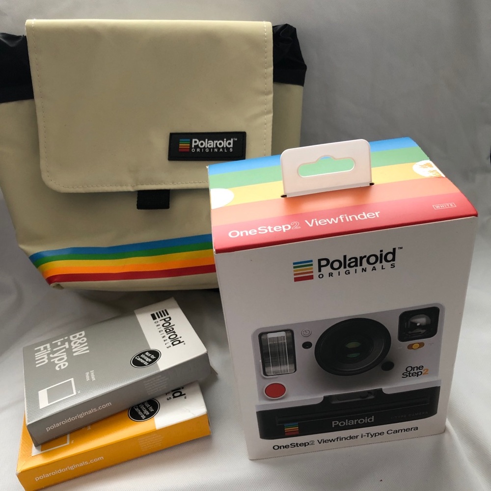 Polaroid OneStep2 Bundle w/ Case NWT